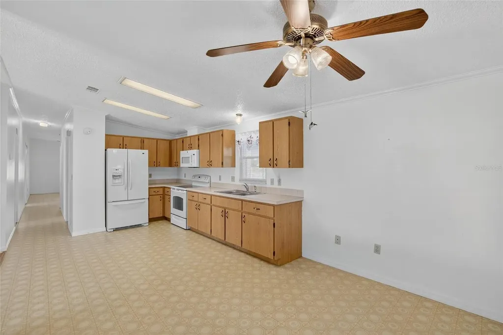 4945 Shore Line Drive Polk City FL 33868
