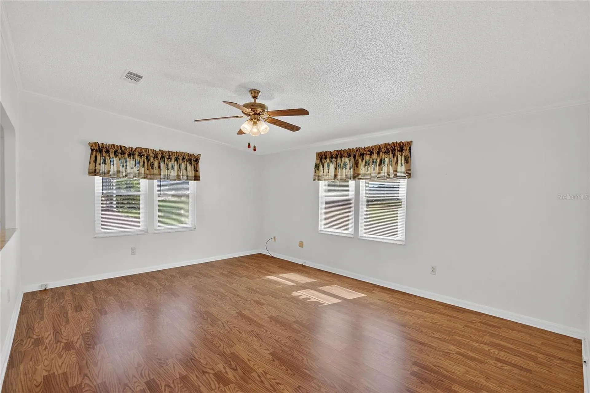 4945 Shore Line Drive Polk City FL 33868