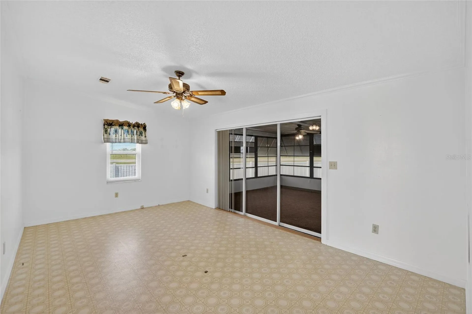 4945 Shore Line Drive Polk City FL 33868