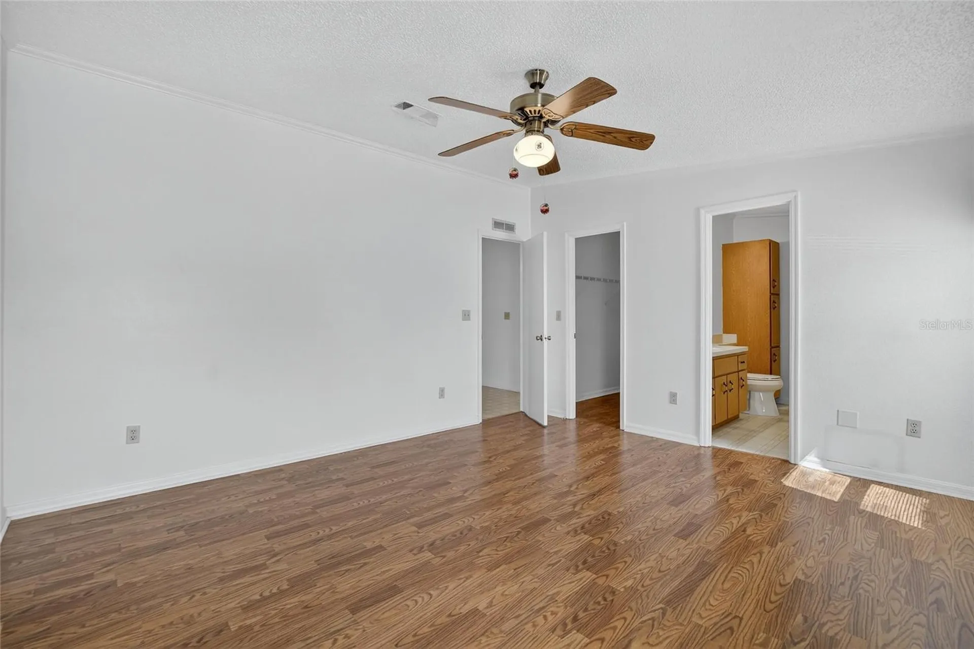 4945 Shore Line Drive Polk City FL 33868