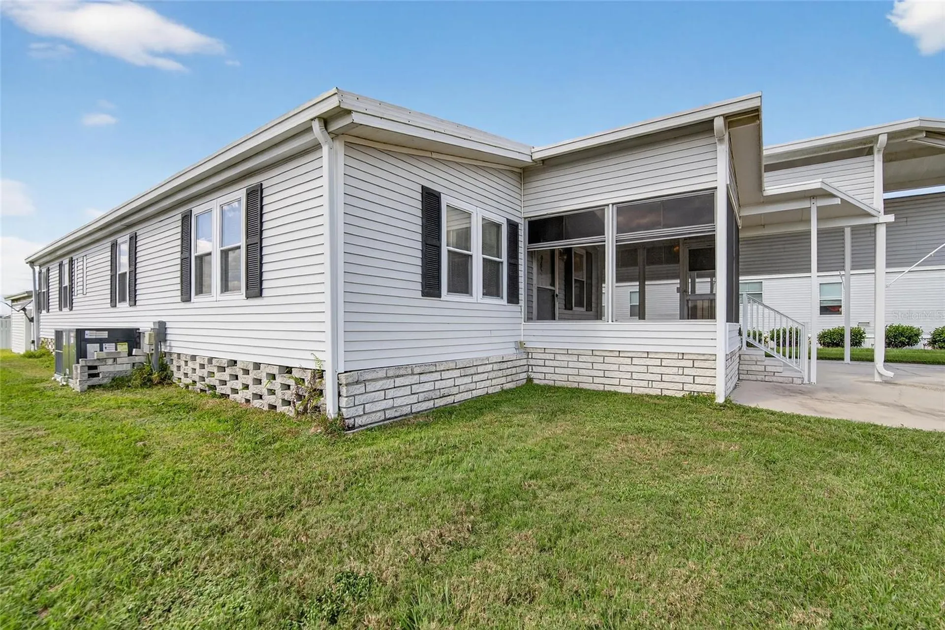 4945 Shore Line Drive Polk City FL 33868
