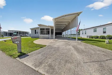 4945 Shore Line Drive Polk City FL 33868