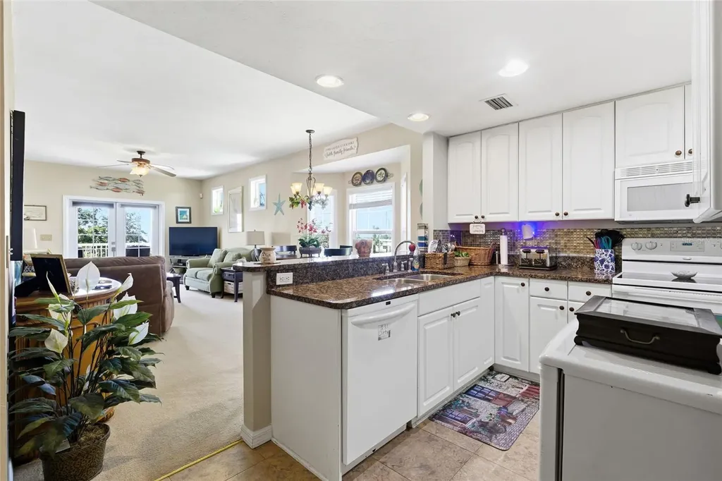 502 Main Street Horseshoe Beach FL 32648