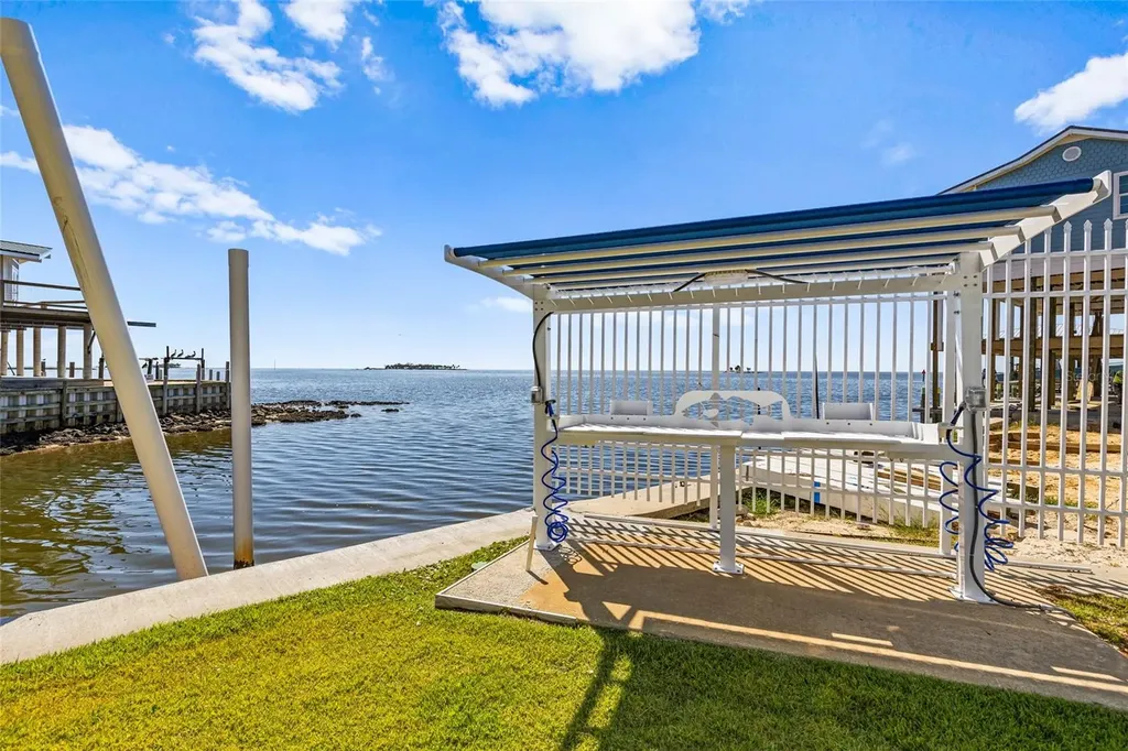 502 Main Street Horseshoe Beach FL 32648