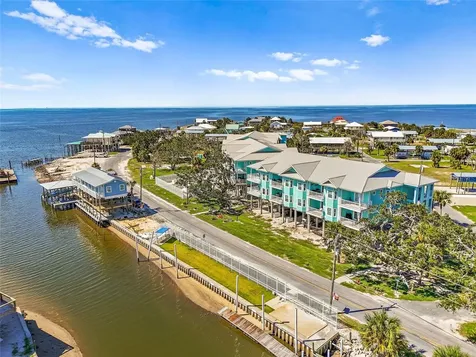 502 Main Street Horseshoe Beach FL 32648