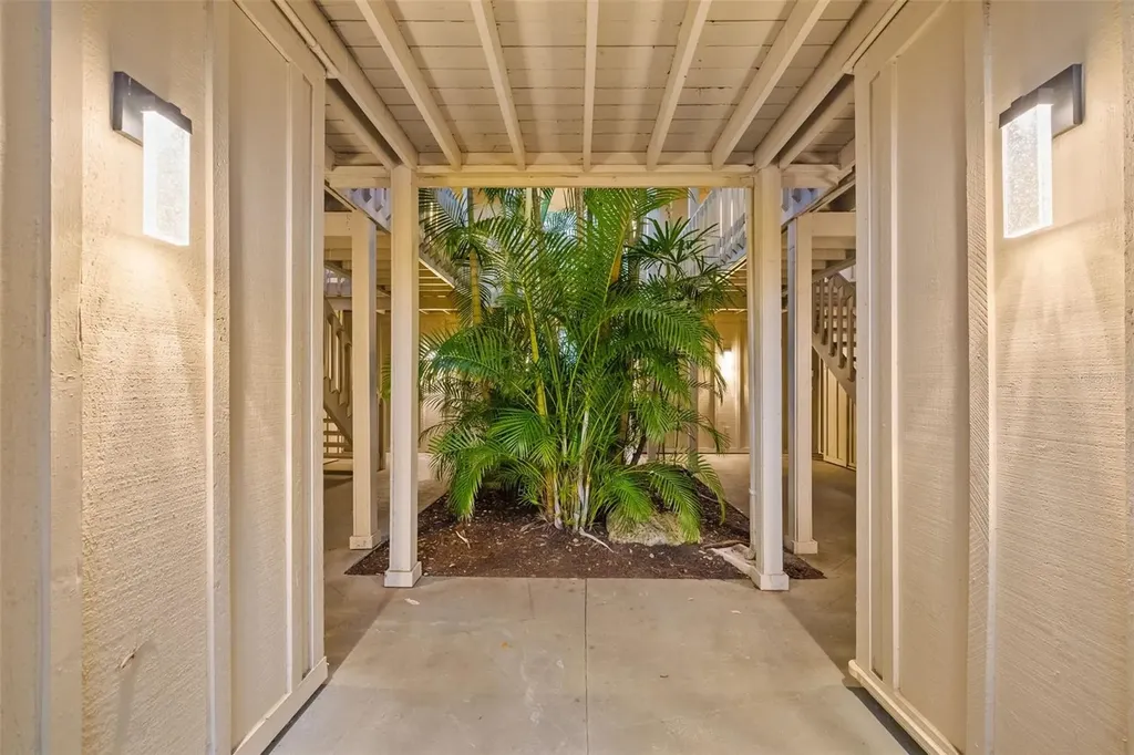 2224 Bahia Vista Street Sarasota FL 34239