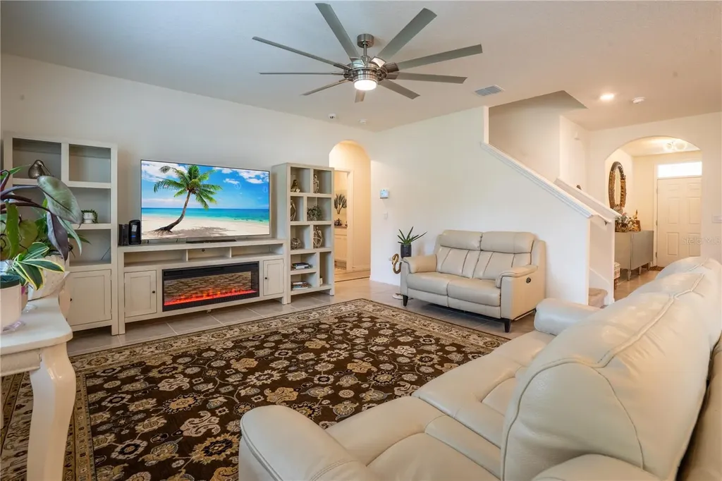 2540 Harmonia Hammock Road Harmony FL 34773