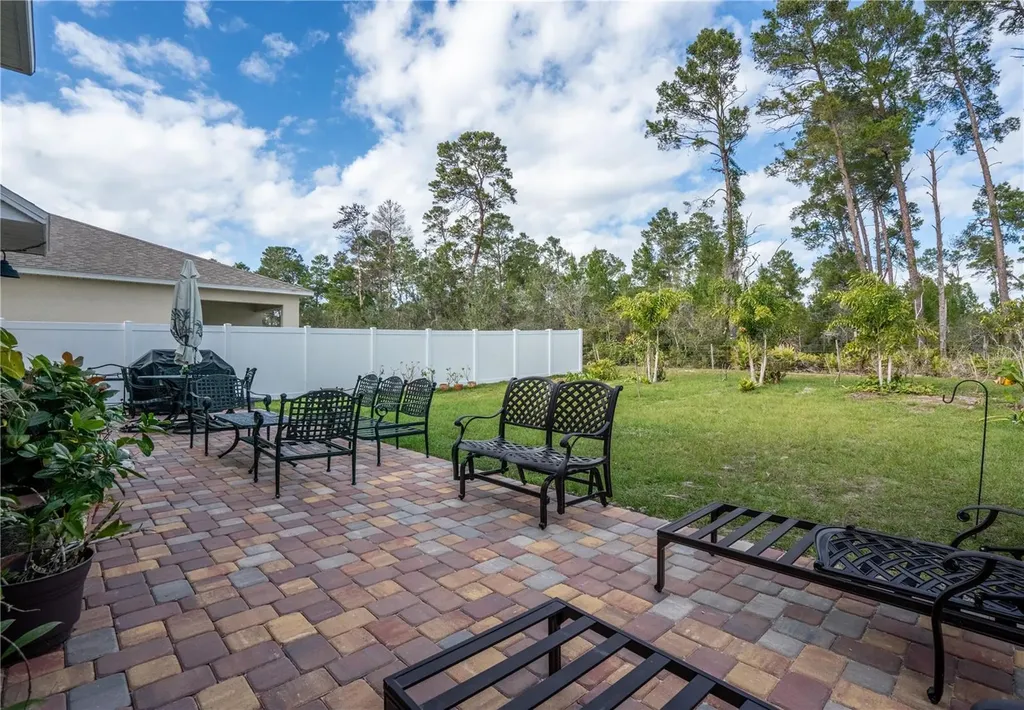 2540 Harmonia Hammock Road Harmony FL 34773
