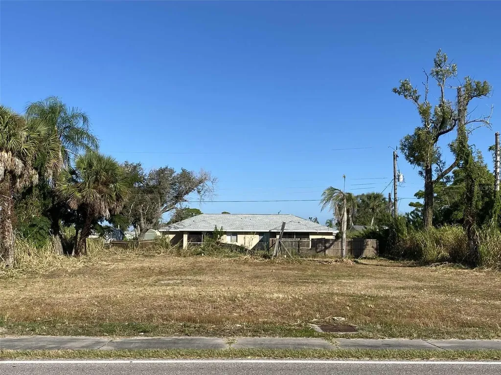 7439 San Casa Drive Englewood FL 34224