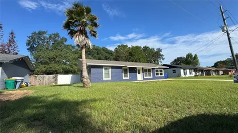 545 Oak Drive Tavares FL 32778