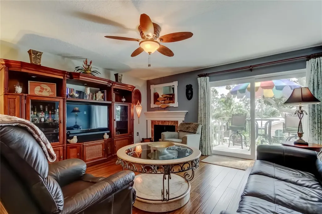 433 Paula Drive S Dunedin FL 34698