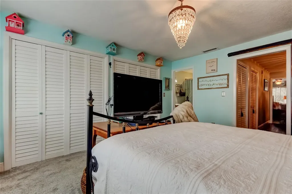 433 Paula Drive S Dunedin FL 34698