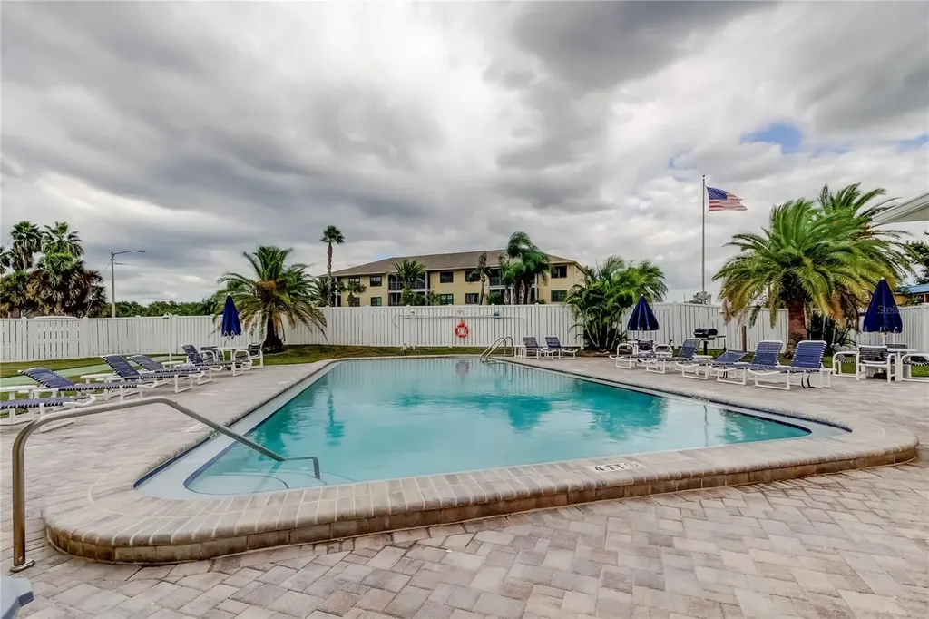 433 Paula Drive S Dunedin FL 34698