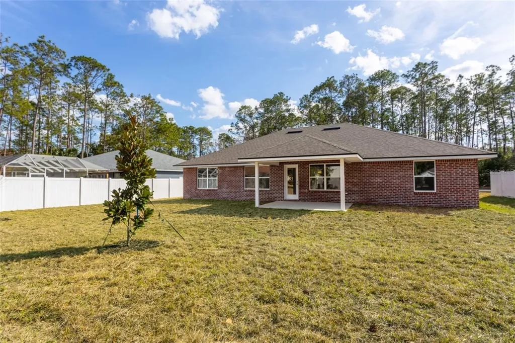 36 Raemoor Drive Palm Coast FL 32164