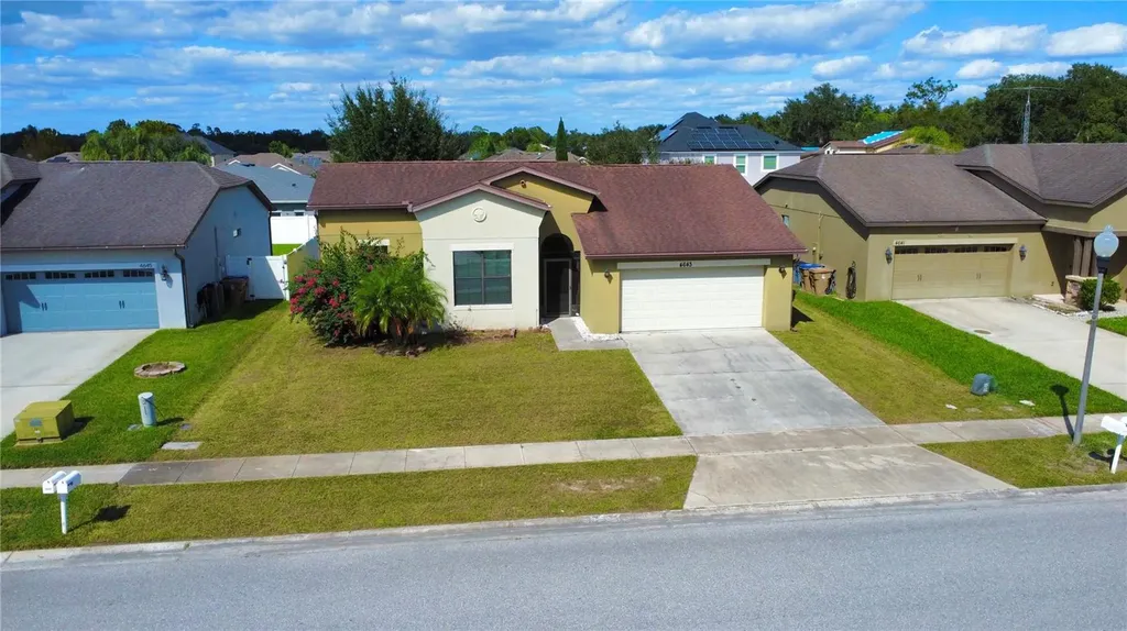 4643 Doral Park Avenue Kissimmee FL 34758