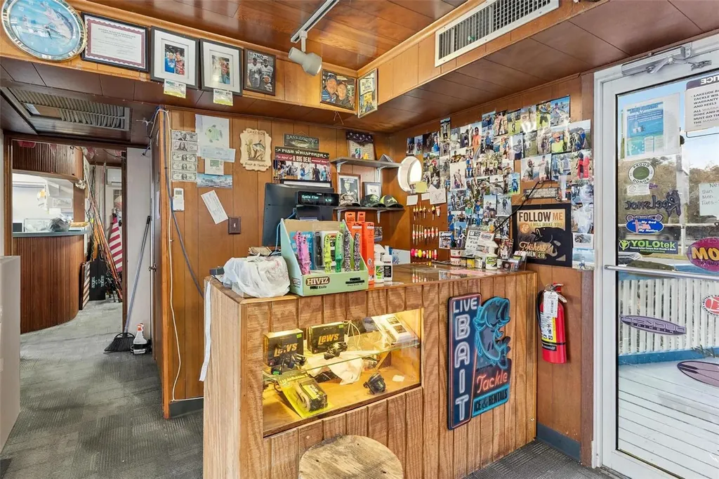 1006 W Burleigh Boulevard Tavares FL 32778