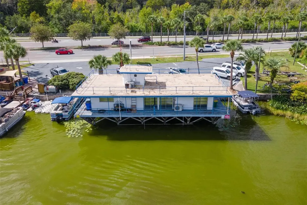 1006 W Burleigh Boulevard Tavares FL 32778
