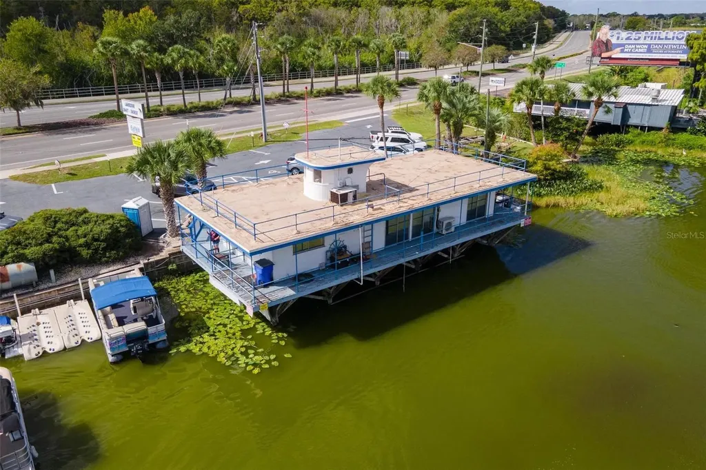 1006 W Burleigh Boulevard Tavares FL 32778