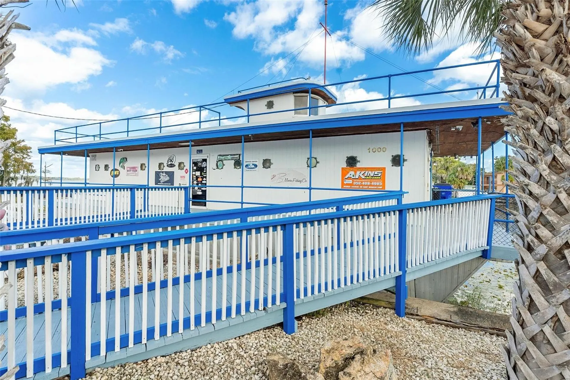 1006 W Burleigh Boulevard Tavares FL 32778
