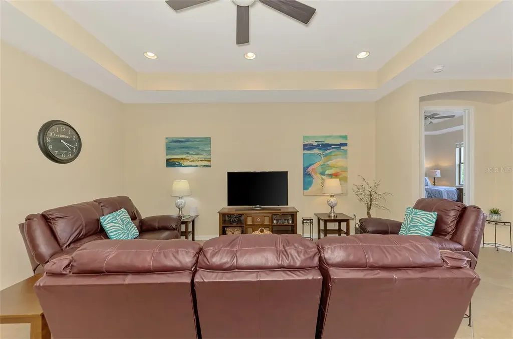 1050 Bluffwood Drive Nokomis FL 34275