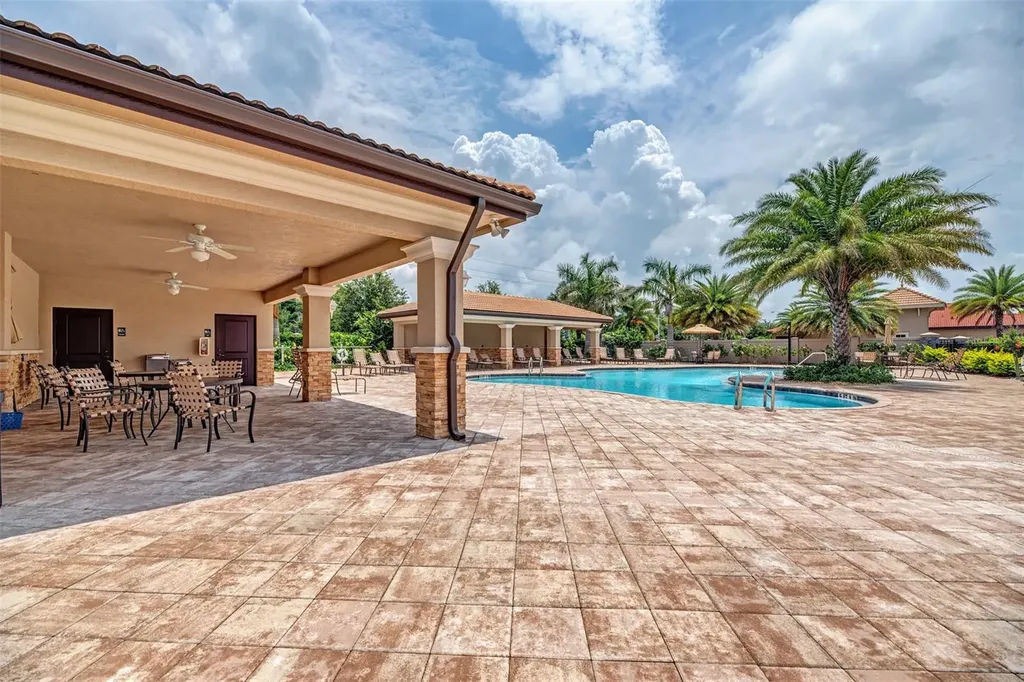 1050 Bluffwood Drive Nokomis FL 34275