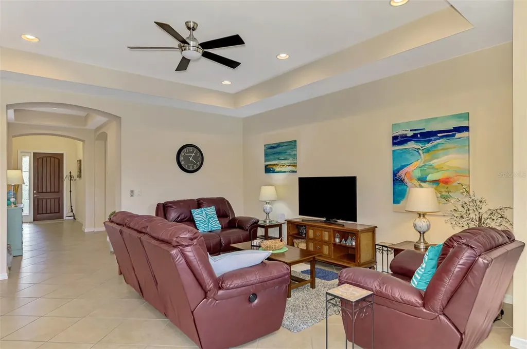 1050 Bluffwood Drive Nokomis FL 34275