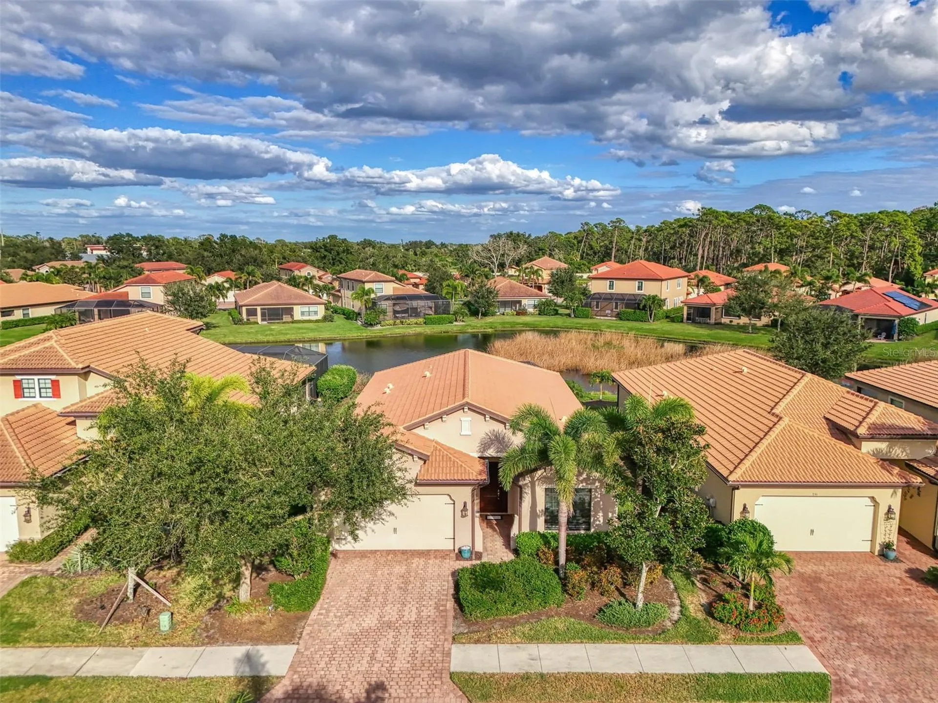 1050 Bluffwood Drive Nokomis FL 34275