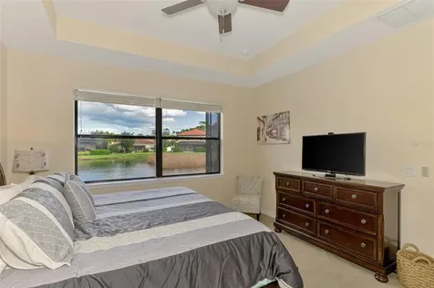 1050 Bluffwood Drive Nokomis FL 34275