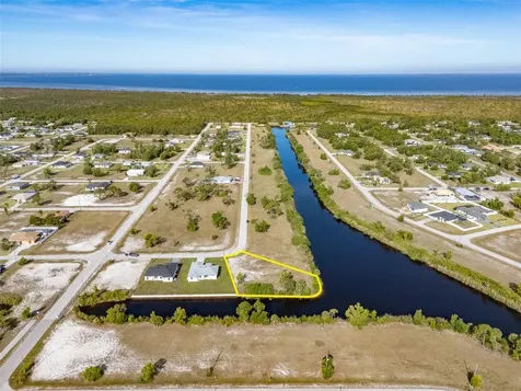 4341 NW 36th Avenue Cape Coral FL 33993