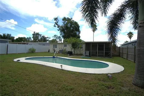 4801 28th Avenue N St Petersburg FL 33713