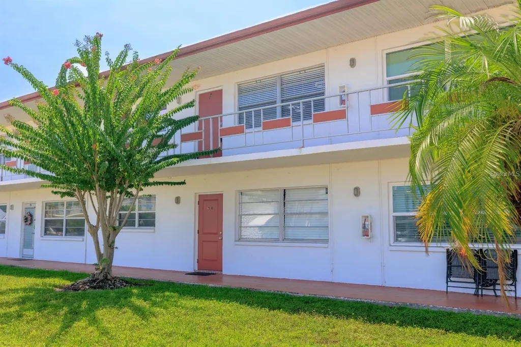 2050 58th Avenue N St Petersburg FL 33714