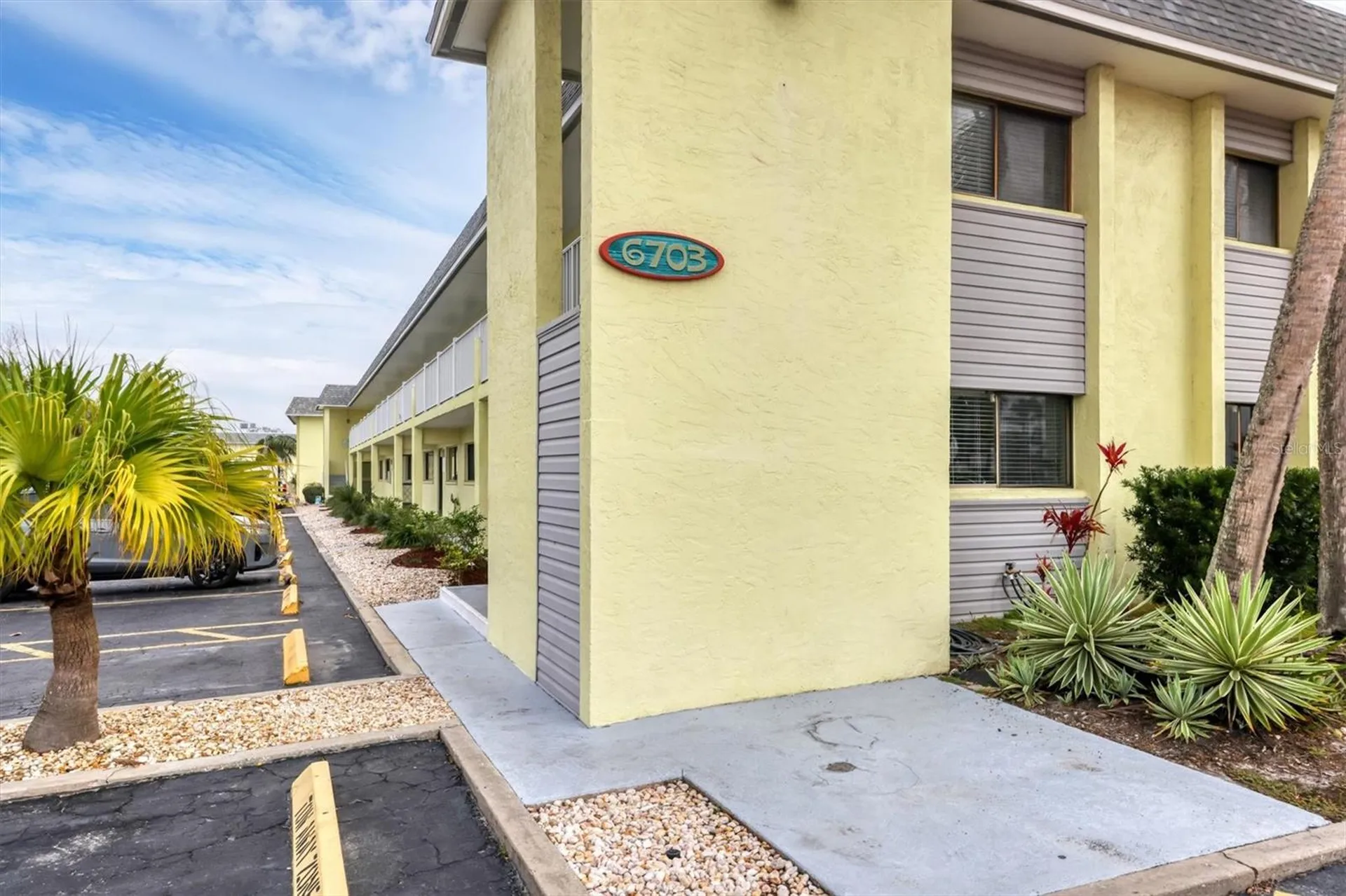 6703 Midnight Pass Road Sarasota FL 34242