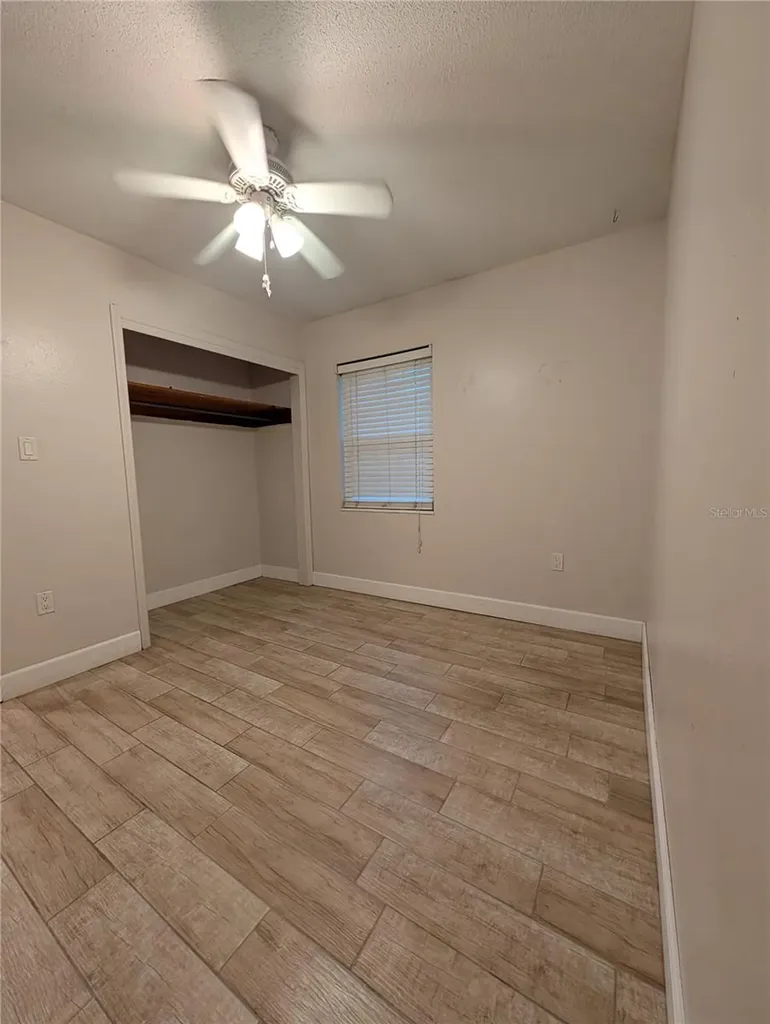 2024 E Keysville Road Lithia FL 33547