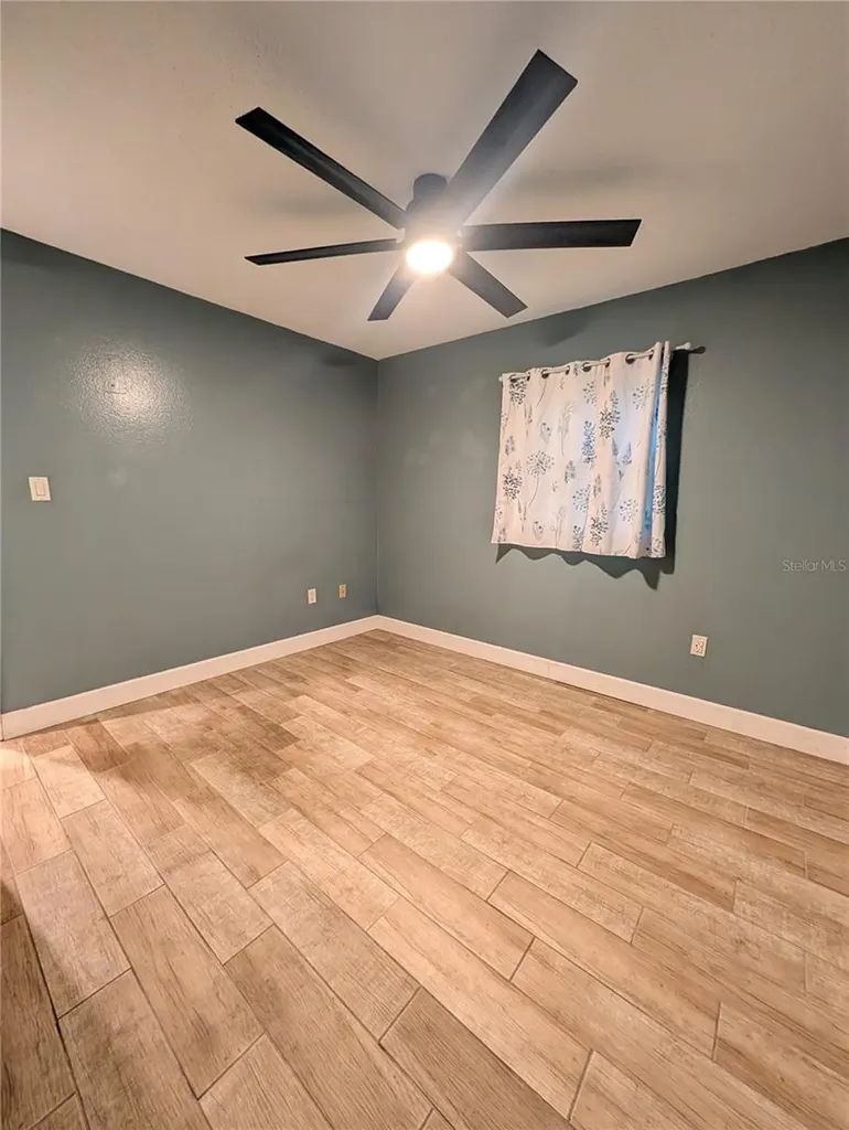 2024 E Keysville Road Lithia FL 33547