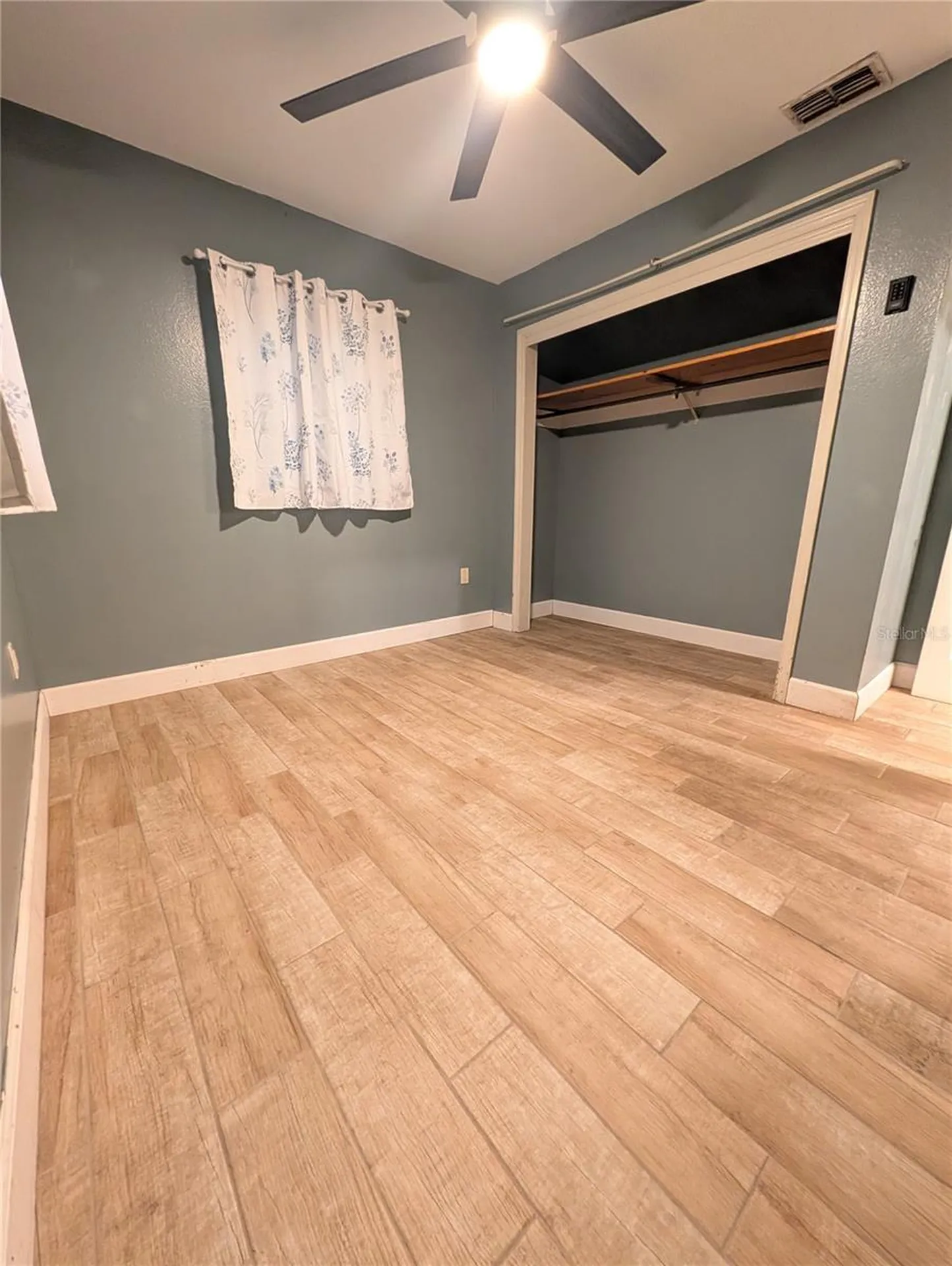 2024 E Keysville Road Lithia FL 33547