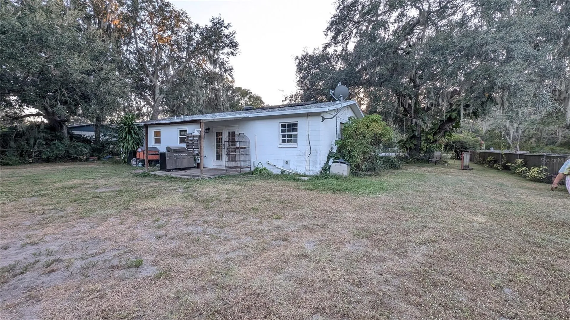 2024 E Keysville Road Lithia FL 33547