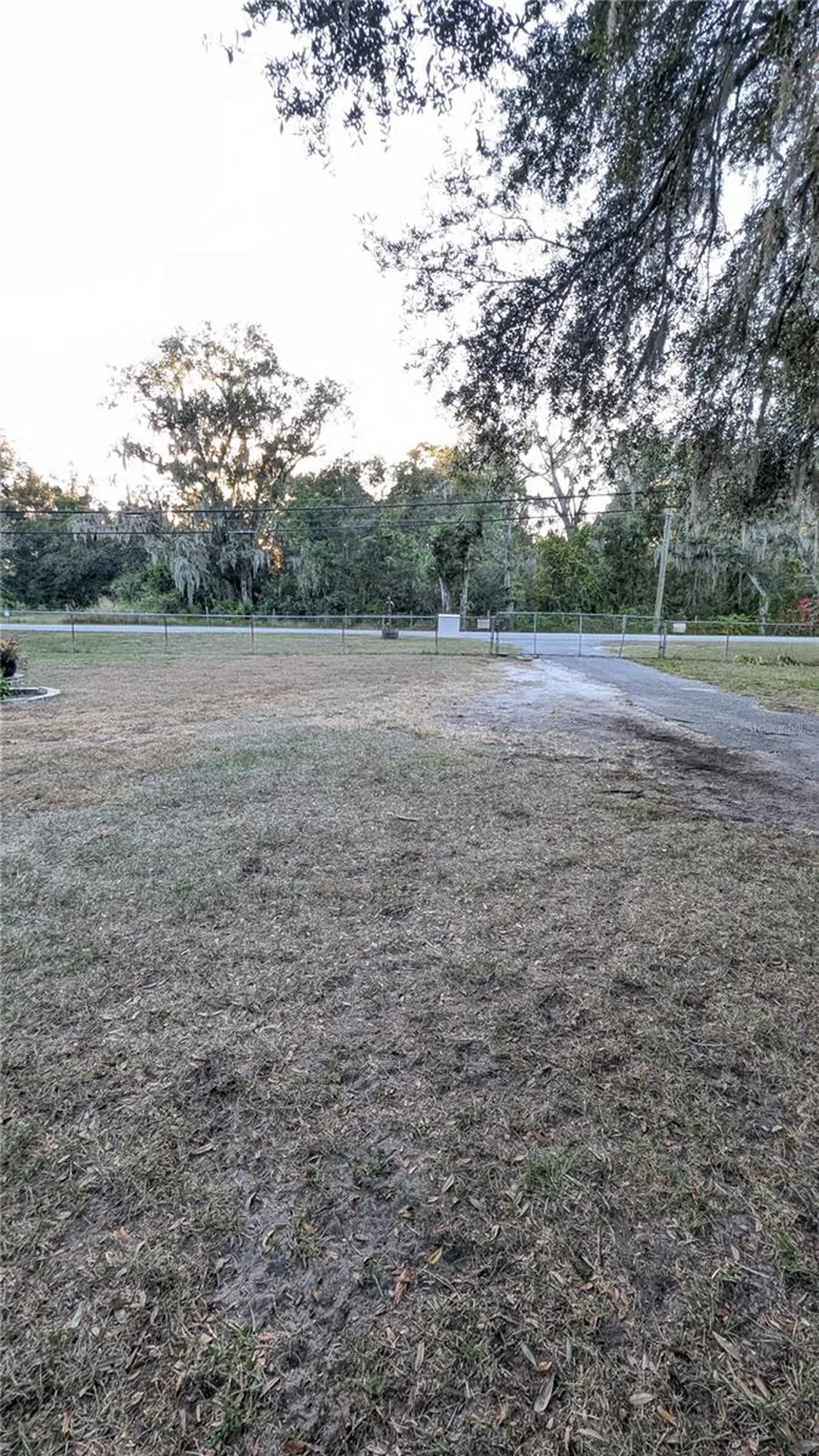 2024 E Keysville Road Lithia FL 33547