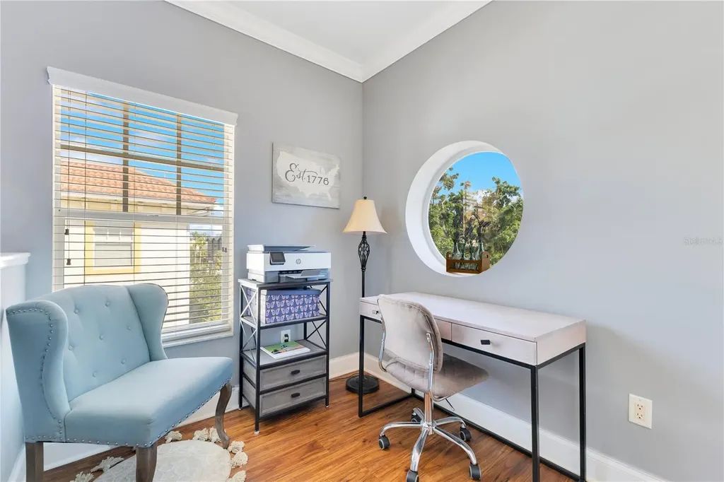 4409 W Gray Street Tampa FL 33609