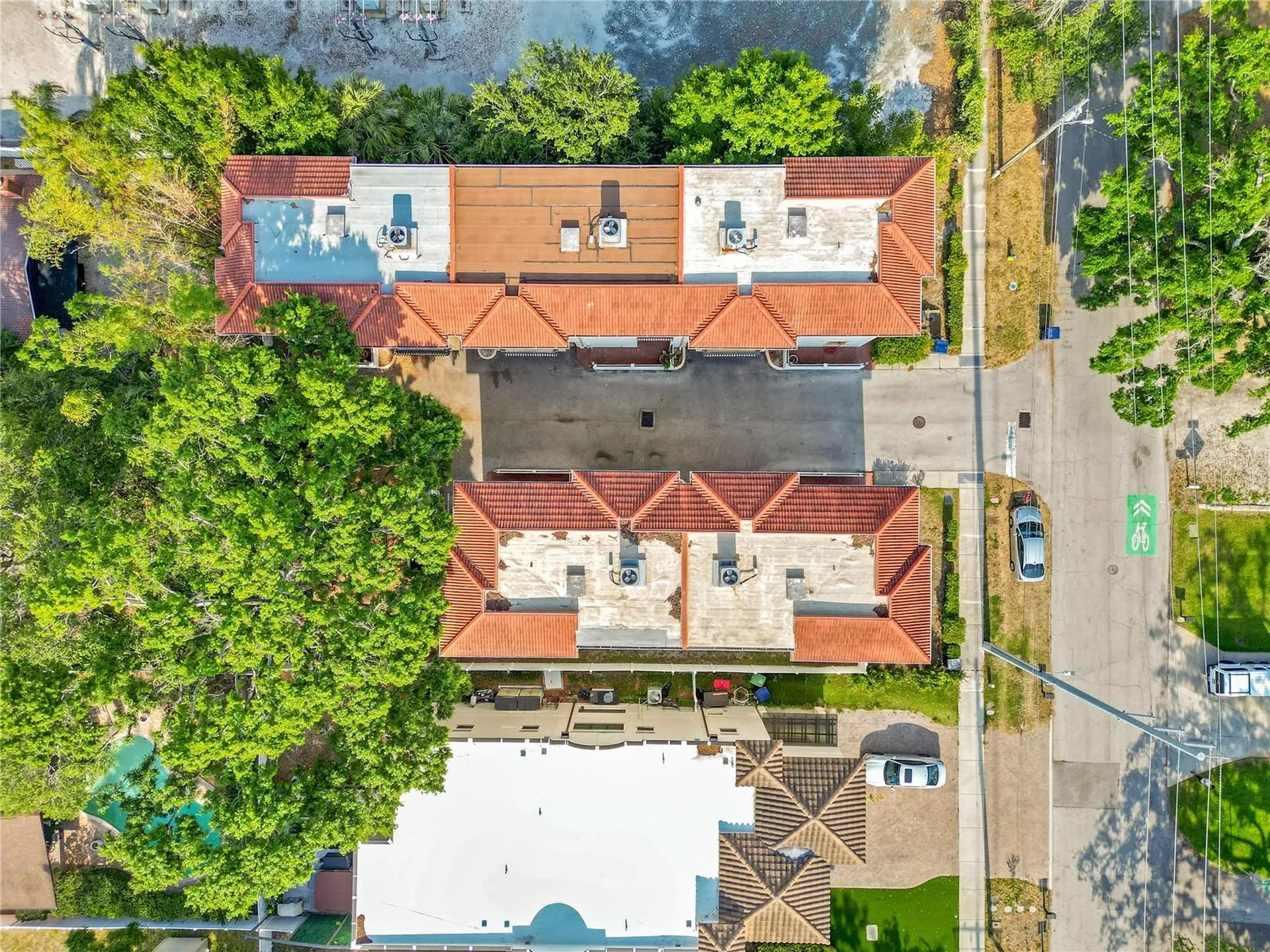 4409 W Gray Street Tampa FL 33609
