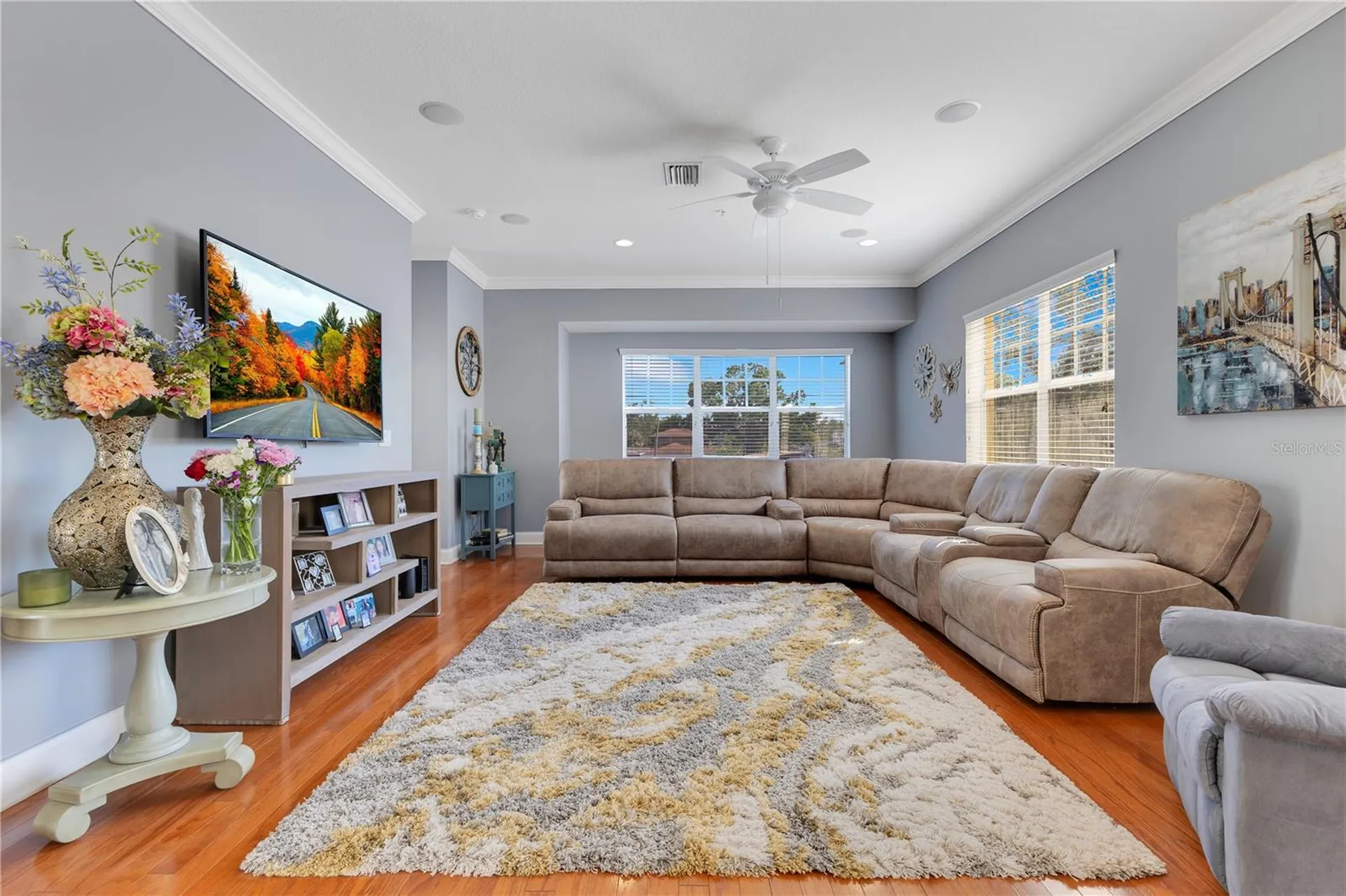 4409 W Gray Street Tampa FL 33609