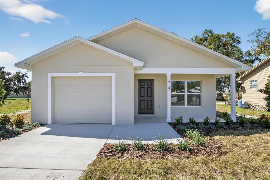 718 Seminole Avenue S Fort Meade FL 33841