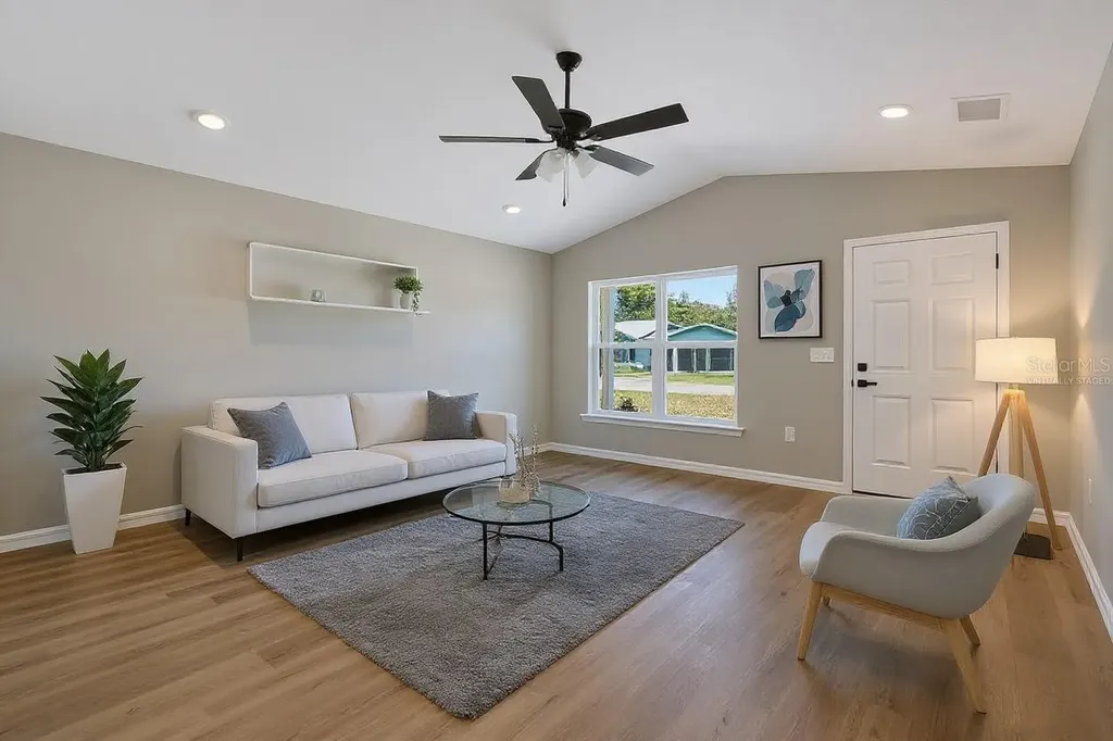 718 Seminole Avenue S Fort Meade FL 33841