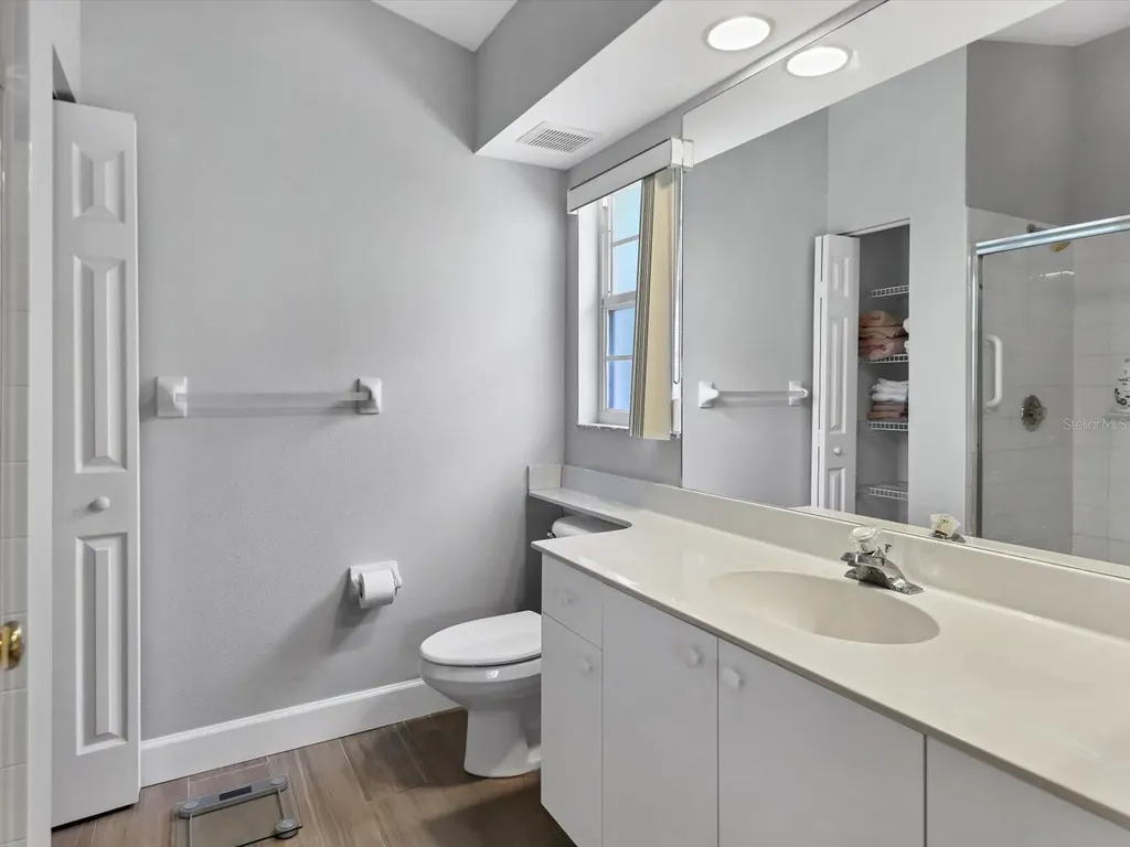 7234 Eleanor Circle Sarasota FL 34243