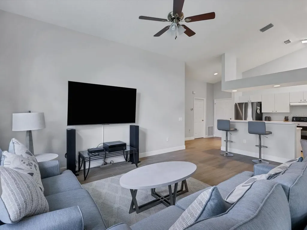 7234 Eleanor Circle Sarasota FL 34243
