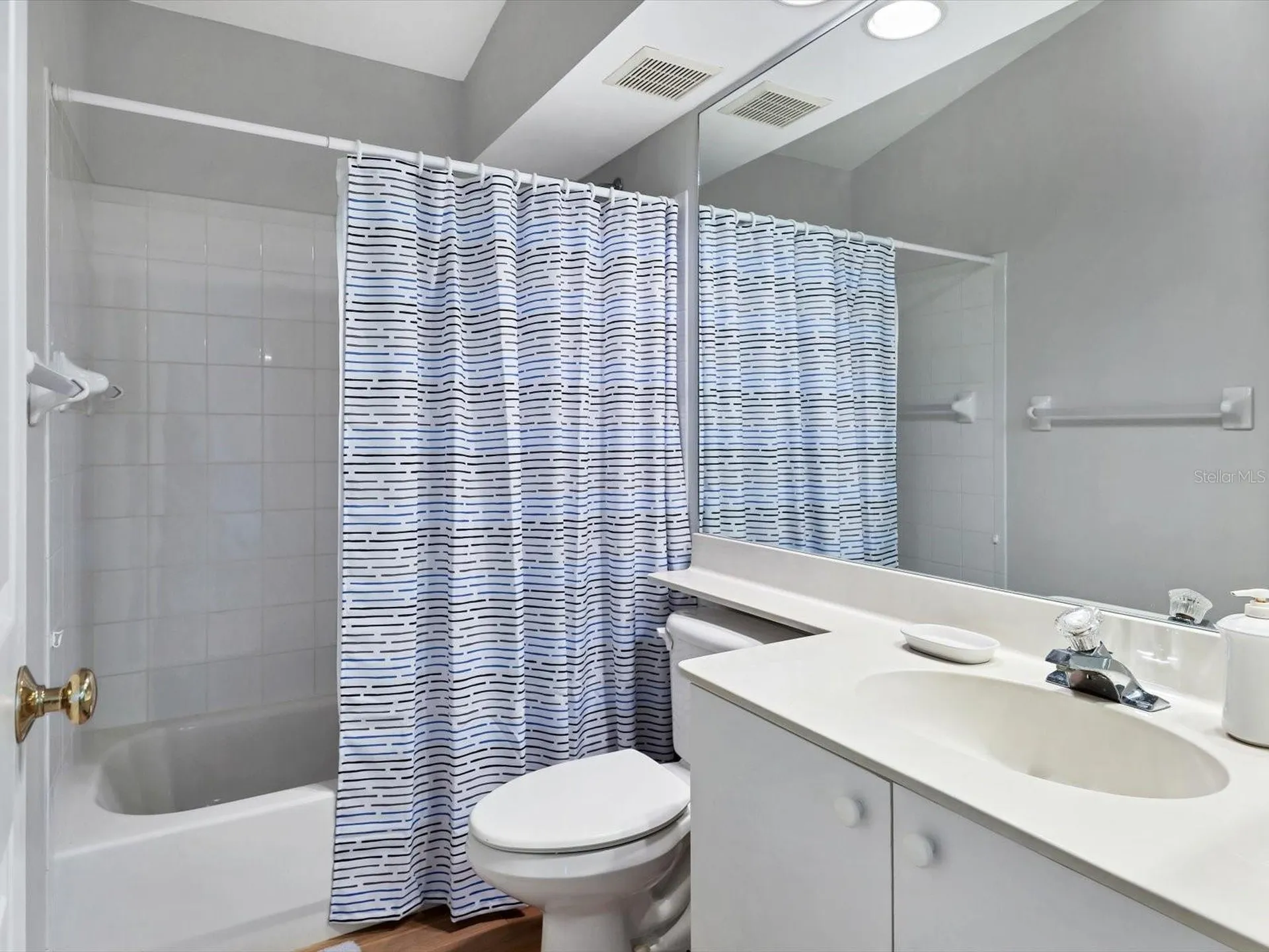7234 Eleanor Circle Sarasota FL 34243