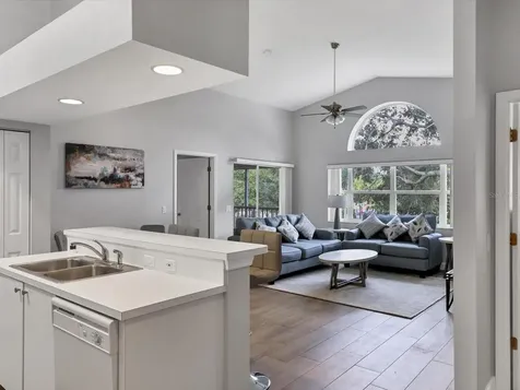 7234 Eleanor Circle Sarasota FL 34243