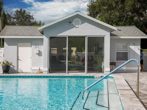 7234 Eleanor Circle Sarasota FL 34243