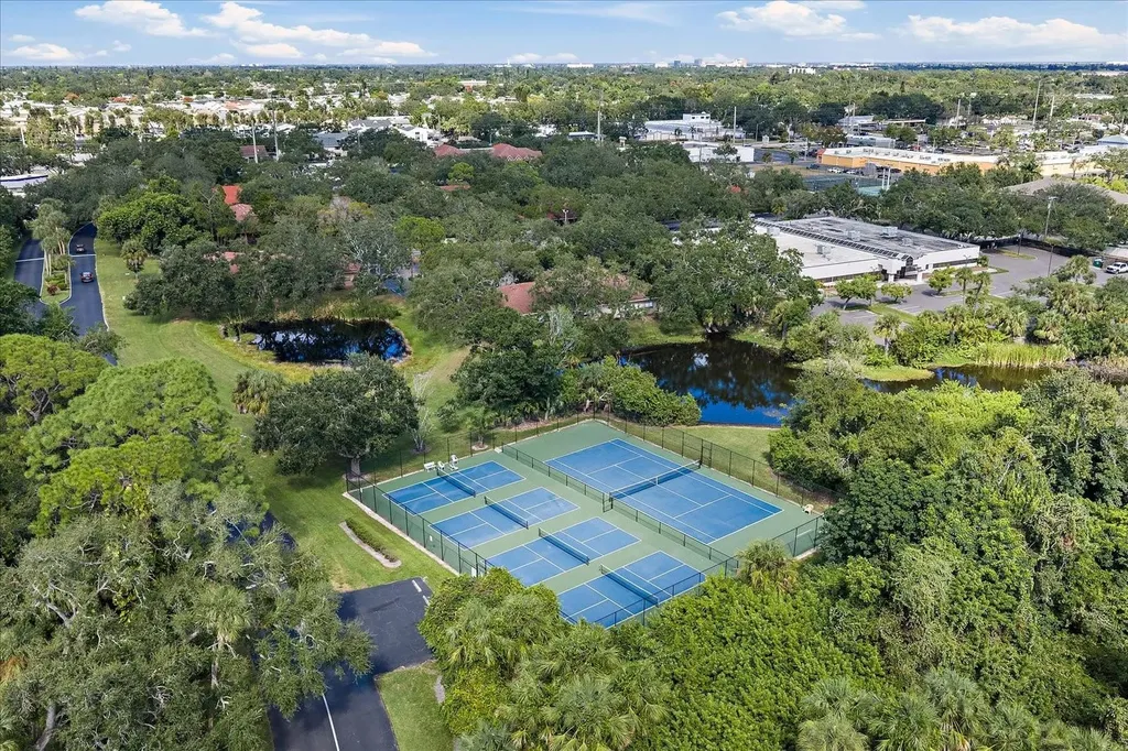 257 Sherwood Drive Bradenton FL 34210
