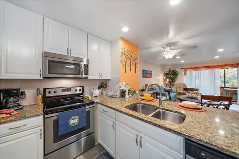 257 Sherwood Drive Bradenton FL 34210