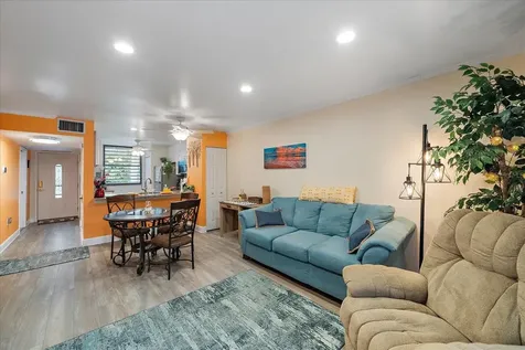 257 Sherwood Drive Bradenton FL 34210